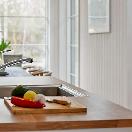 Jonnhild - 450m From The Sea By Interhome