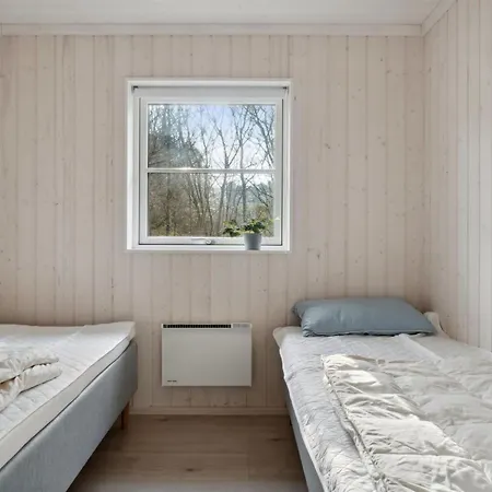 Jonnhild - 450m From The Sea By Interhome *